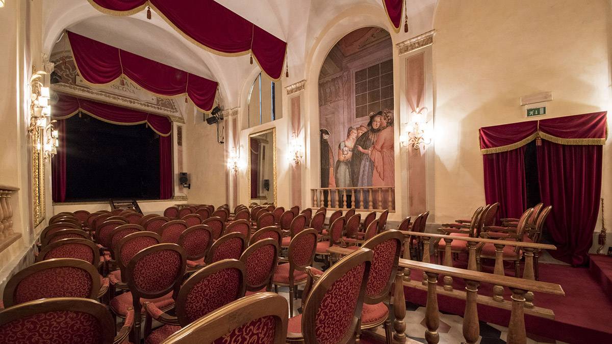 Domani si festeggiano 20 anni di attività del Teatro degli Instabili. Con l’occasione verrà  presentato il Premio Carlo Angeletti, promosso da Assisi Mia